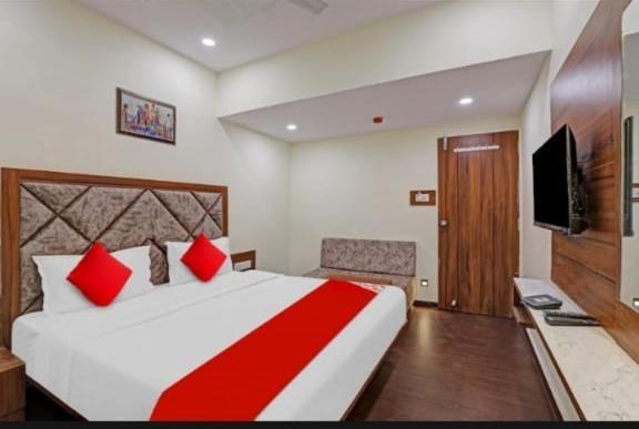 Hotel Swagat Inn Ahmedabad Bagian luar foto
