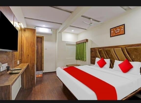 Hotel Swagat Inn Ahmedabad Bagian luar foto